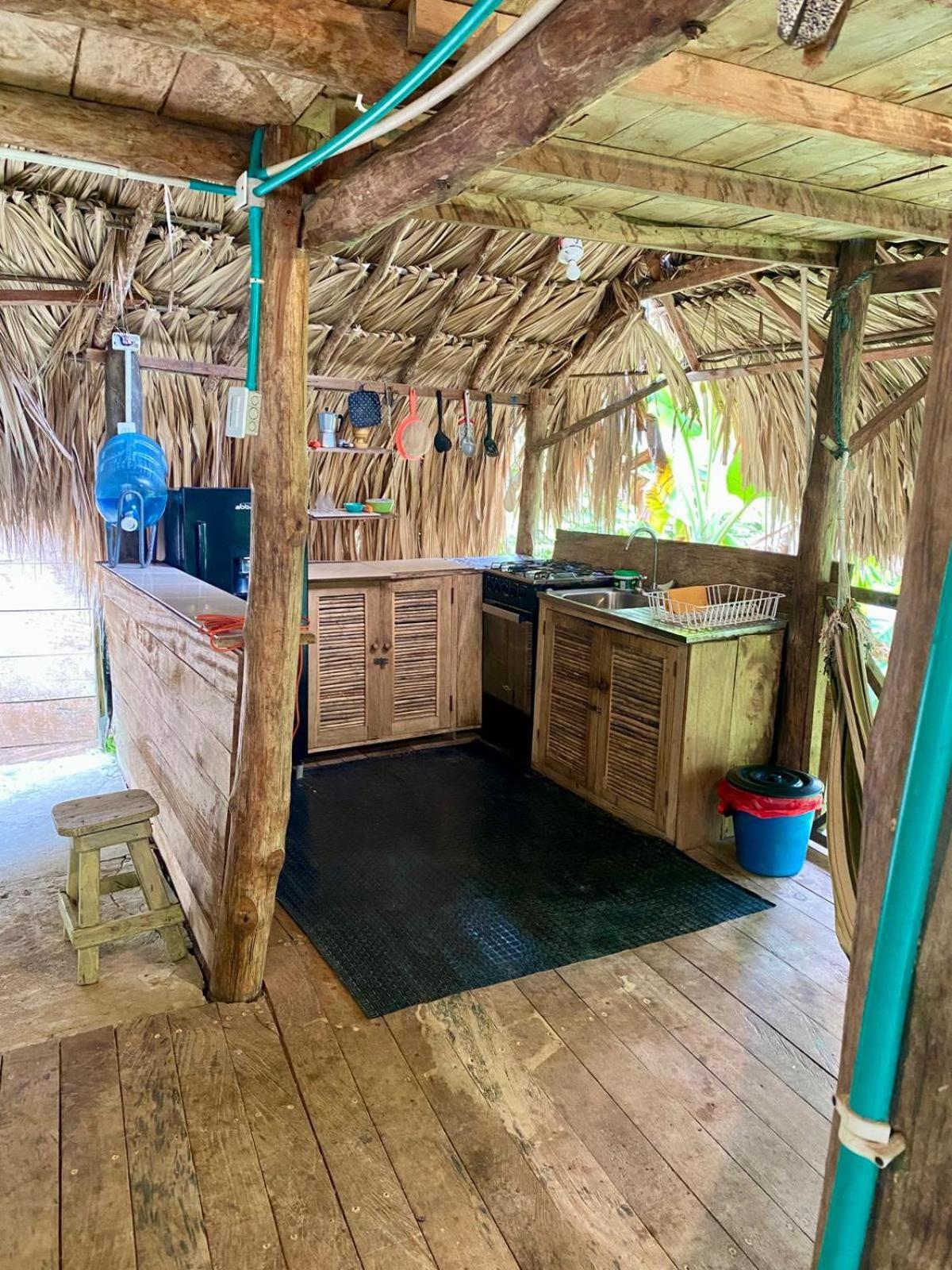 Private Beach House Maloka Surf Puerto Limon Екстер'єр фото